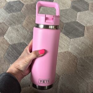 YETI 26 oz Rambler Bottle Powder Pink with Chug Cap